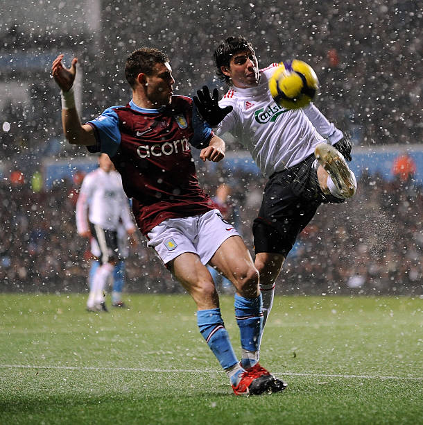 背后运球是 背后运球是